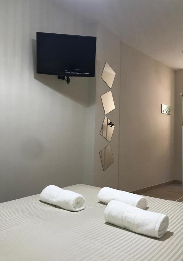 Wish Suite Gran Poder De Sevilla Esterno foto